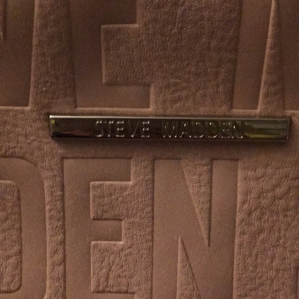 Steve Madden Authentic Backpack/Purse - Picture 2 of 5